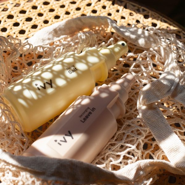 Hoe verzorg je je haar tijdens de zomer?